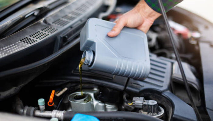 Cara Memilih Oli Kendaraan Agar Mesin Tetap Optimal