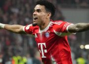 Bayer Munich ke Final DFB Pokal, Treble Makin Dekat