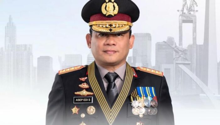 Kapolda Metro Jaya Resmi Naik Pangkat Jadi Komjen Pol