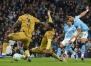 Manchester City Tekuk Crystal Palace, Tekan Arsenal