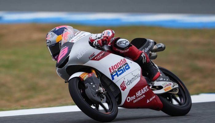 Moto3 Prancis 2026 Ricuh, Veda Pratama Bertahan di Tengah Crash
