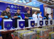 Polri dan BI Musnahkan Ratusan Ribu Lembar Uang Palsu